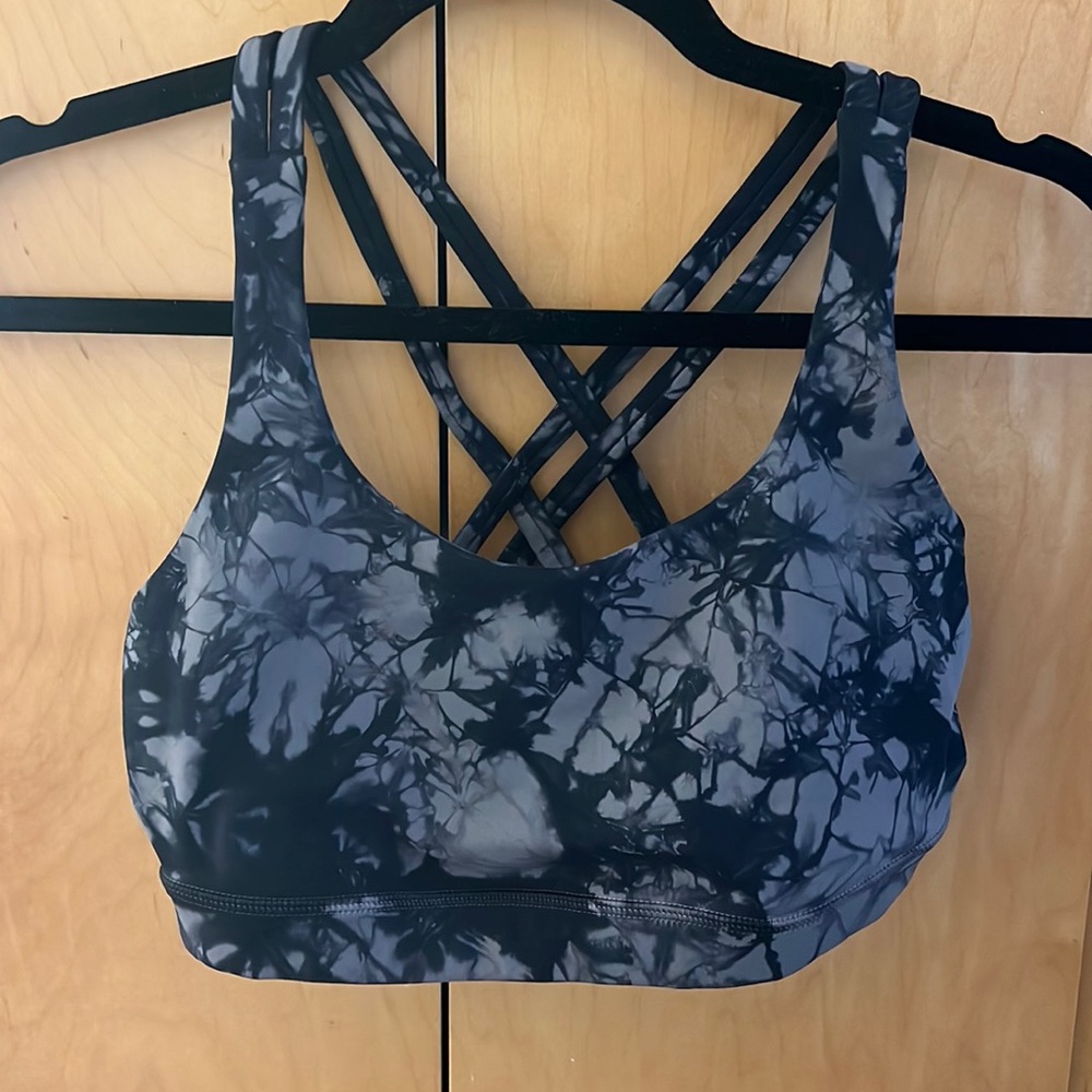 Lulu lemon sports bra
